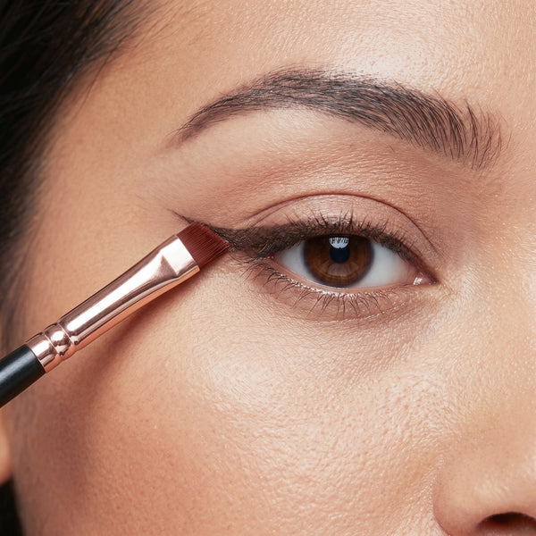 Alezem Angled Eyeliner Eyebrow Brush