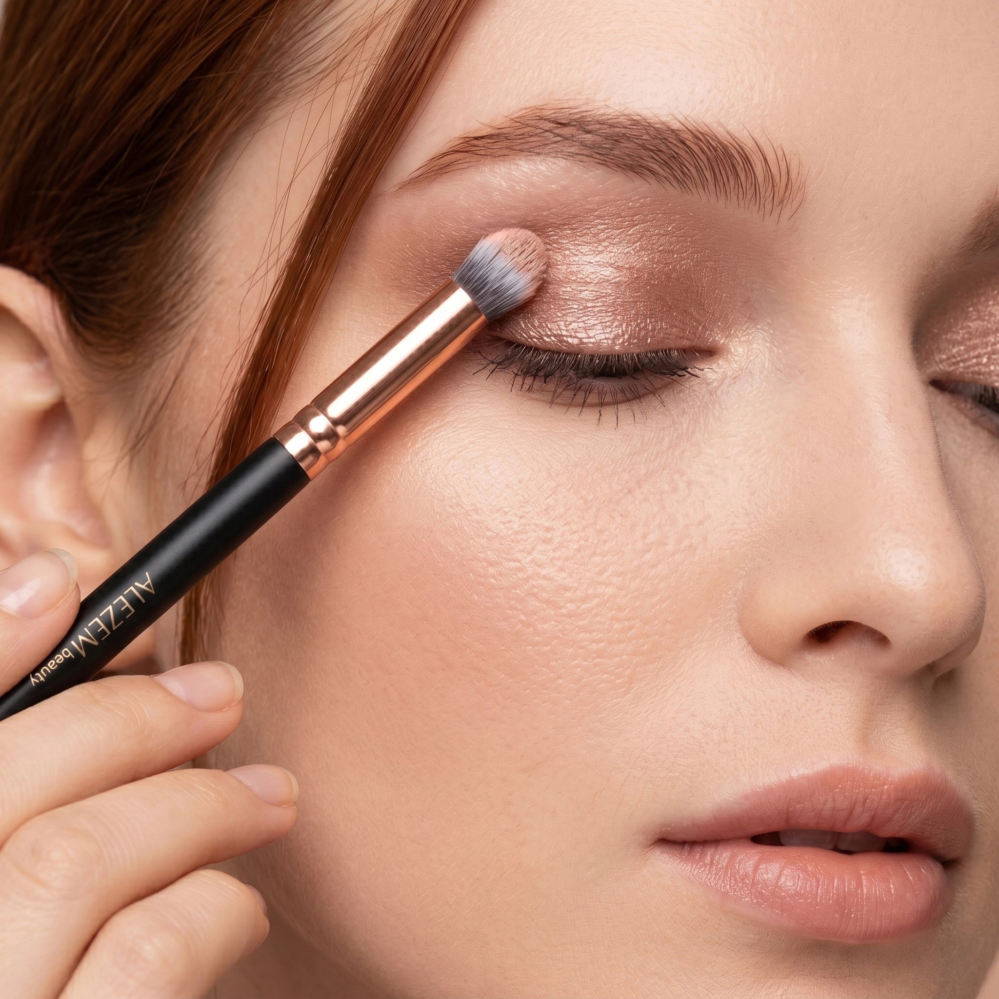 Alezem Round Foundation Brush