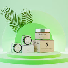 Buy Velver Cream Foundation, Get Free Two Eye Glitters