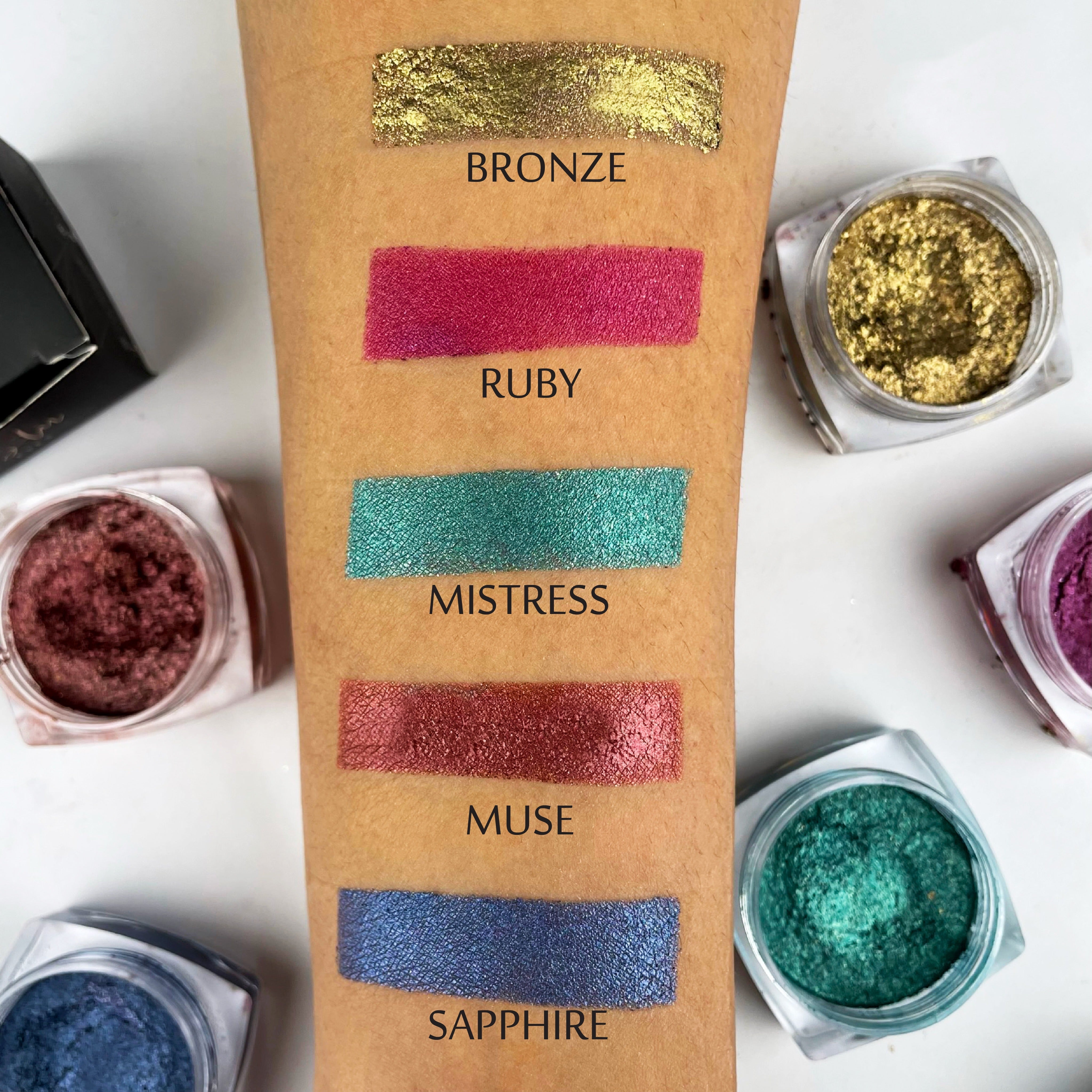 Buy Any Two Star Eyes Loose Pigments, Get Two Free Star Eyes Glitters